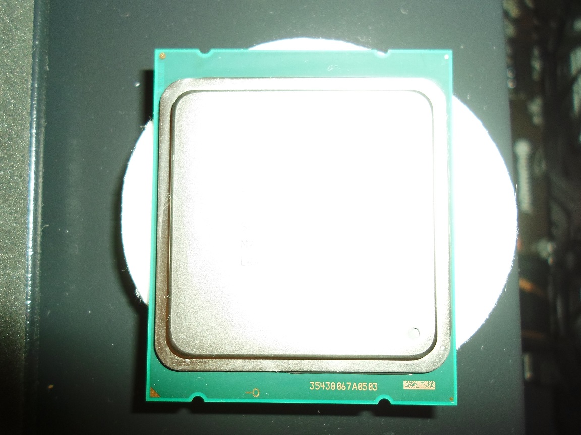 Процессор Intel Xeon E5 2650 V2