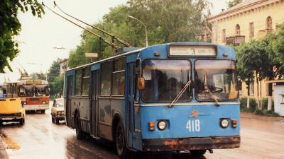 Посиневший троллейбус