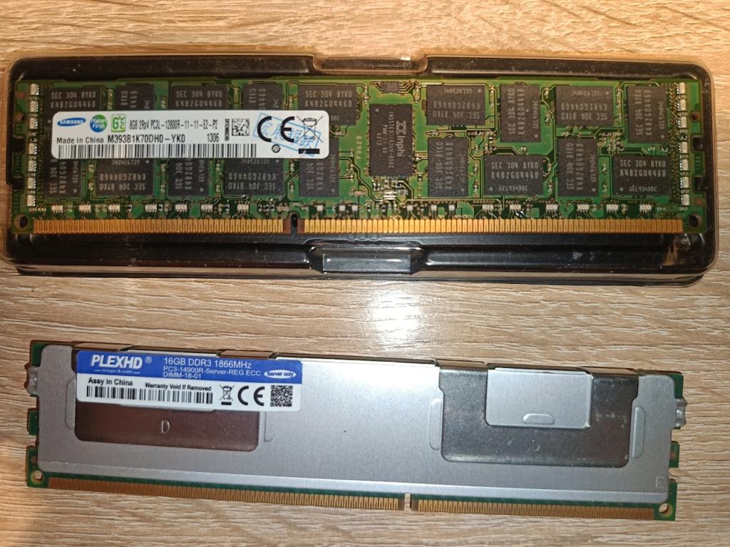 DDR3: Две планки памяти на 8 и 16 ГБ