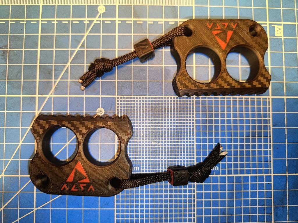 ALFA double EDC брелок