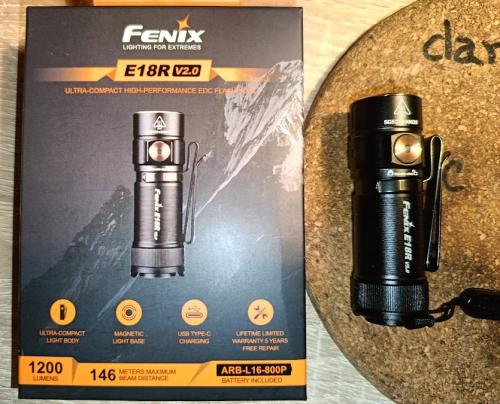Компактный фонарик Fenix E18R V2.0 Компактный фонарик Fenix E18R V2.0