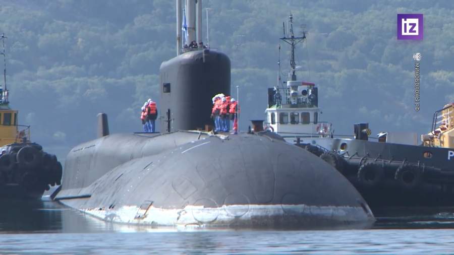 В России чествуют моряков-подводников В России чествуют моряков-подводников